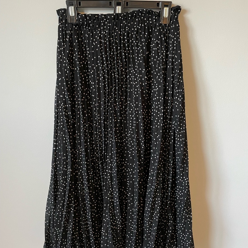 Elegant Black Polka Dot Skirt